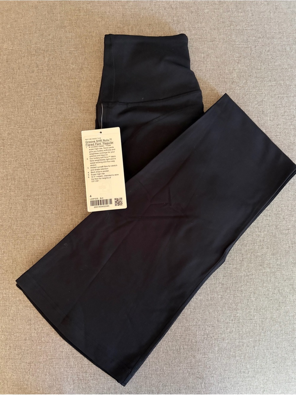 NWT Lululemon Groove SHR Nulu Flared Pant *Regular - 4 (Black)